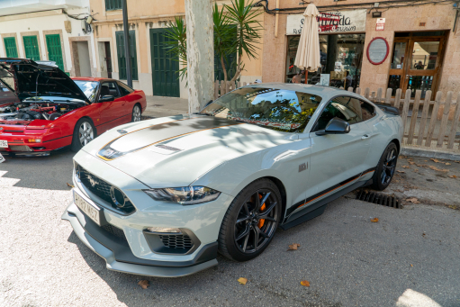 ¡Tu Coche Merece Estar Aquí! Únete a la Base de Expositores Oficiales de Mallorca Motor Experience